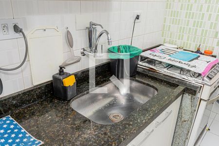 Apartamento à venda com 52m², 3 quartos e 1 vagaCozinha e área de serviço