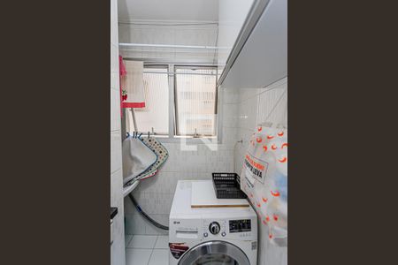 Apartamento à venda com 52m², 3 quartos e 1 vagaCozinha e área de serviço