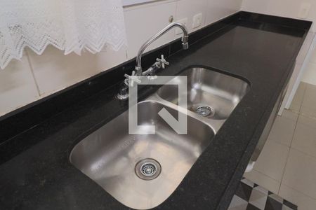 Apartamento para alugar com 132m², 3 quartos e 2 vagas Apartamento para alugar com 132m², 3 quartos e 2 vagasCozinha