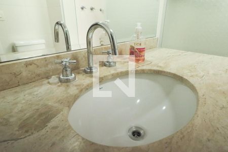 Apartamento para alugar com 132m², 3 quartos e 2 vagas Apartamento para alugar com 132m², 3 quartos e 2 vagasBanheiro Social