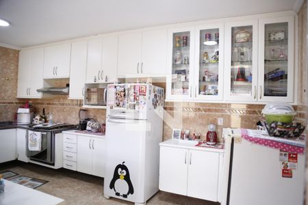 Casa à venda com 330m², 5 quartos e 6 vagasCozinha