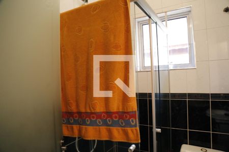 Casa à venda com 330m², 5 quartos e 6 vagasBanheiro da Suíte 1