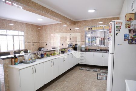 Casa à venda com 330m², 5 quartos e 6 vagasCozinha