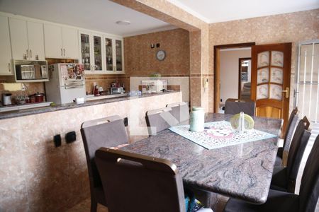 Casa à venda com 330m², 5 quartos e 6 vagasSala de Jantar