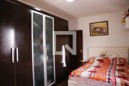 Casa à venda com 330m², 5 quartos e 6 vagasSuíte 2