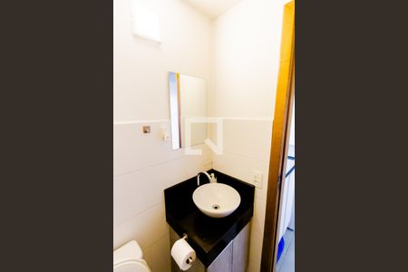 Apartamento à venda com 100m², 2 quartos e 2 vagasBanheiro de Serviço