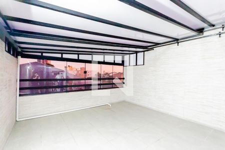 Apartamento à venda com 100m², 2 quartos e 2 vagasVaranda da Cobertura