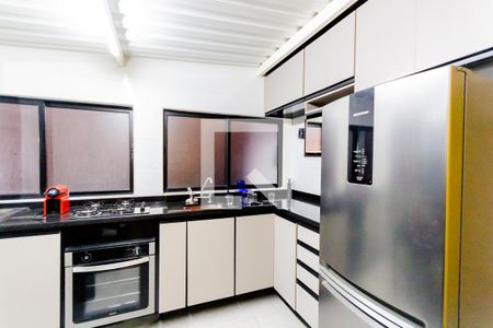 Apartamento à venda com 100m², 2 quartos e 2 vagasCozinha