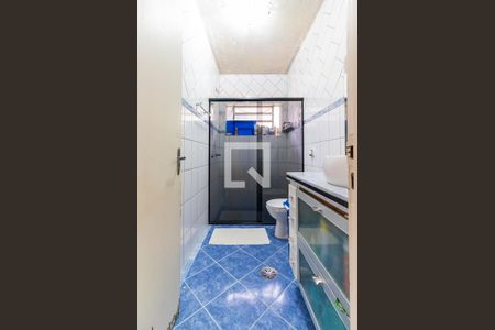 Casa à venda com 130m², 2 quartos e 2 vagas Casa à venda com 130m², 2 quartos e 2 vagasBanheiro