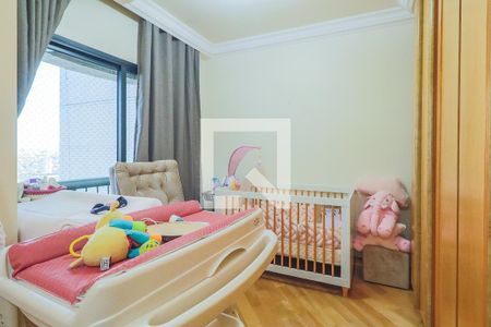 Apartamento à venda com 256m², 4 quartos e 4 vagasQuarto 3