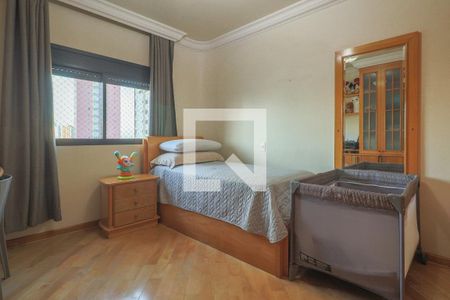 Apartamento à venda com 256m², 4 quartos e 4 vagasQuarto 4