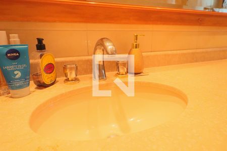 Apartamento à venda com 256m², 4 quartos e 4 vagasQuarto 4