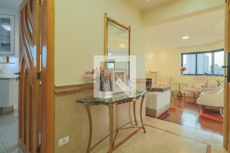 Apartamento à venda com 256m², 4 quartos e 4 vagasCorredor