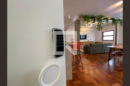 Apartamento para alugar com 85m², 1 quarto e sem vagaPorta com Fechadura Digital