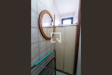 Apartamento à venda com 79m², 3 quartos e 2 vagas Apartamento à venda com 79m², 3 quartos e 2 vagasBanheiro de serviço