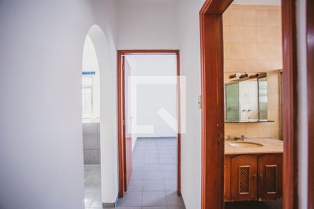 Corredor de casa para alugar com 3 quartos, 180m² em Vila da Saúde, São Paulo
