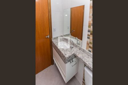 Banheiro de apartamento para alugar com 2 quartos, 39m² em Vila Maria Alta, São Paulo