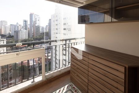 Sacada da Sala de apartamento para alugar com 2 quartos, 73m² em Vila Olímpia, São Paulo