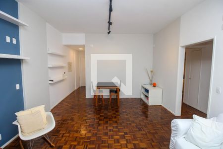 Sala de apartamento para alugar com 3 quartos, 110m² em Laranjeiras, Rio de Janeiro