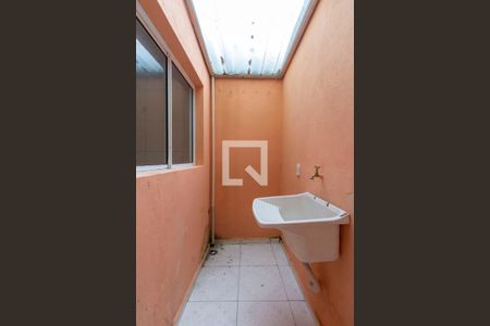 Casa de condomínio à venda com 80m², 2 quartos e 1 vagaÁrea de Serviço