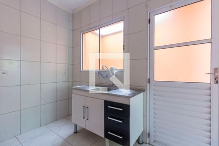 Casa de condomínio à venda com 80m², 2 quartos e 1 vagaCozinha