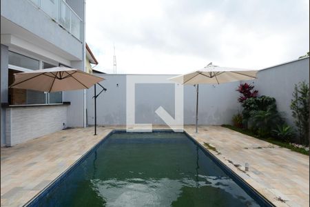 Casa à venda com 300m², 3 quartos e 5 vagas Piscina