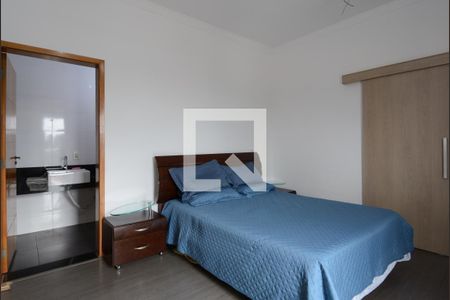 Casa à venda com 300m², 3 quartos e 5 vagasQuarto Suíte