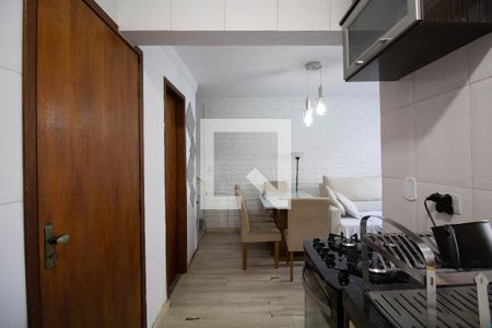 Casa de condomínio à venda com 62m², 2 quartos e 1 vaga Casa de condomínio à venda com 62m², 2 quartos e 1 vagaCozinha