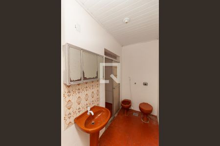 Casa à venda com 100m², 3 quartos e 2 vagasBanheiro