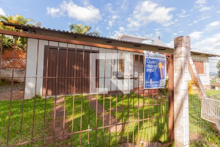 Casa à venda com 100m², 3 quartos e 2 vagasFachada