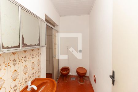 Casa à venda com 100m², 3 quartos e 2 vagasBanheiro