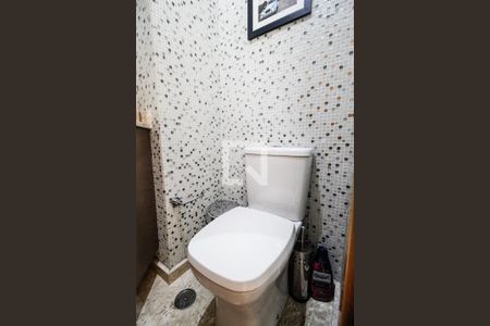 Apartamento à venda com 114m², 3 quartos e 3 vagas Apartamento à venda com 114m², 3 quartos e 3 vagasLavabo