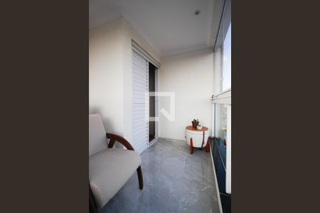 Apartamento à venda com 114m², 3 quartos e 3 vagas Apartamento à venda com 114m², 3 quartos e 3 vagasVaranda