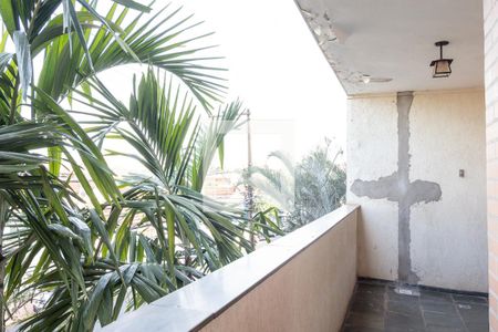 Apartamento para alugar com 87m², 2 quartos e 1 vaga Apartamento para alugar com 87m², 2 quartos e 1 vagaVaranda Quarto 1