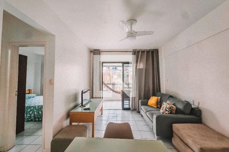 Sala de apartamento para alugar com 1 quarto, 50m² em Barra, Salvador