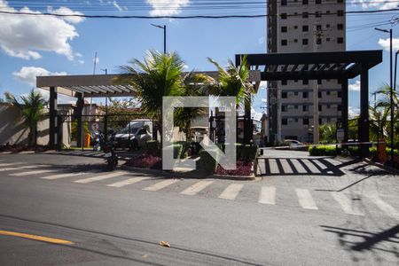 Apartamento para alugar com 50m², 2 quartos e 1 vaga Apartamento para alugar com 50m², 2 quartos e 1 vagaFachada e portaria