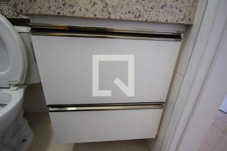 Apartamento para alugar com 50m², 2 quartos e 1 vaga Apartamento para alugar com 50m², 2 quartos e 1 vagaBanheiro