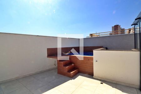 Piscina - Área externa de apartamento para alugar com 2 quartos, 112m² em Campestre, Santo André