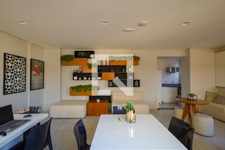 Apartamento para alugar com 35m², 1 quarto e sem vaga Apartamento para alugar com 35m², 1 quarto e sem vagaÁrea comum - Salão de festas