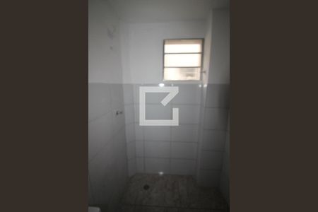 Banheiro de apartamento para alugar com 1 quarto, 50m² em Pari, São Paulo