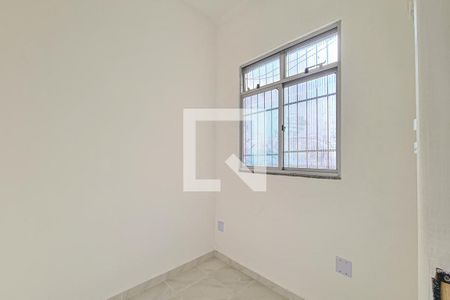 Quarto  de casa para alugar com 2 quartos, 60m² em Quintino Bocaiuva, Rio de Janeiro