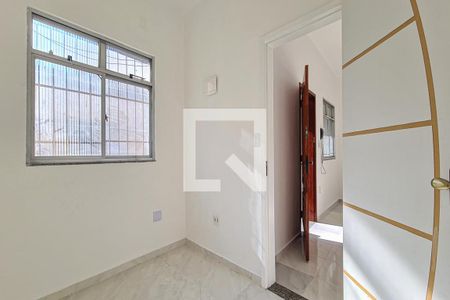 Quarto  de casa para alugar com 2 quartos, 60m² em Quintino Bocaiuva, Rio de Janeiro