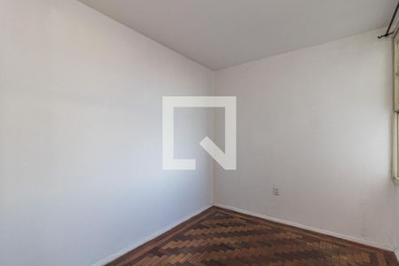 Quarto 2 de apartamento para alugar com 2 quartos, 74m² em Navegantes, Porto Alegre