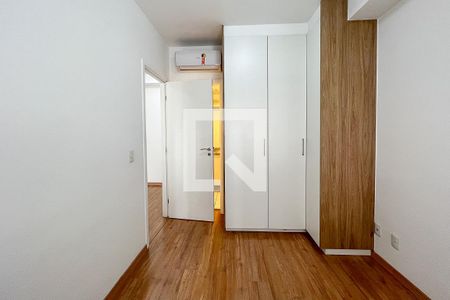 Apartamento à venda com 45m², 1 quarto e 1 vagaQuarto