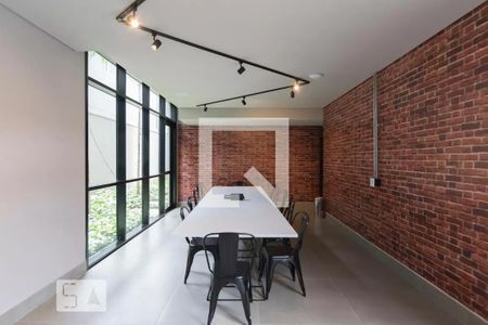 Studio para alugar com 21m², 1 quarto e sem vagaÁrea comum - Salão de festas