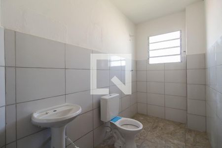 Banheiro de apartamento para alugar com 1 quarto, 50m² em Pari, São Paulo