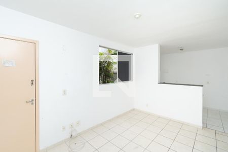 Sala de apartamento para alugar com 2 quartos, 44m² em Santa Maria, Contagem