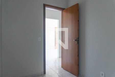 Quarto 1 de casa para alugar com 2 quartos, 40m² em Samambaia Sul (samambaia), Brasília