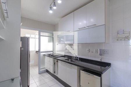 Apartamento para alugar com 80m², 2 quartos e 2 vagasCozinha e área de serviço