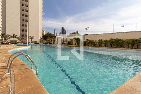 Apartamento para alugar com 80m², 2 quartos e 2 vagasÁrea comum - Piscina